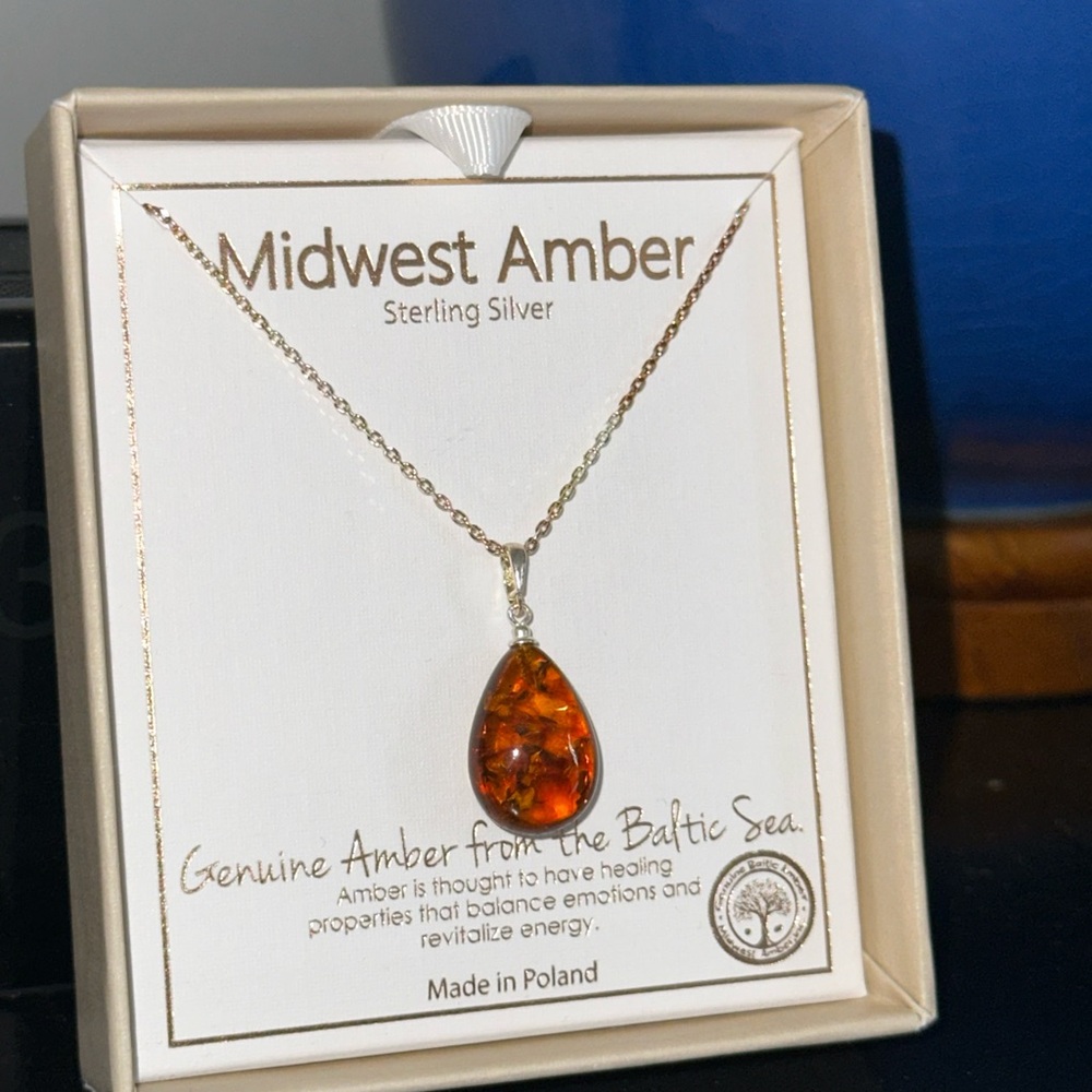 Sterling Silver Amber Pendant Necklace